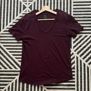 Zara Red Fitted Deep V Short Sleeve T-Shirt (M / UNISEX)